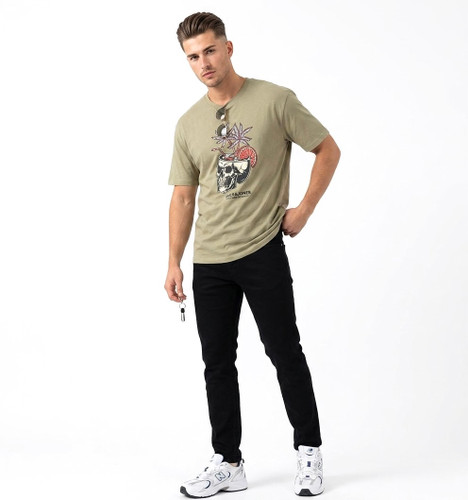 تیشرت برند JACK&JONES 🇩🇰 رنگ سبز زیتونی روشن